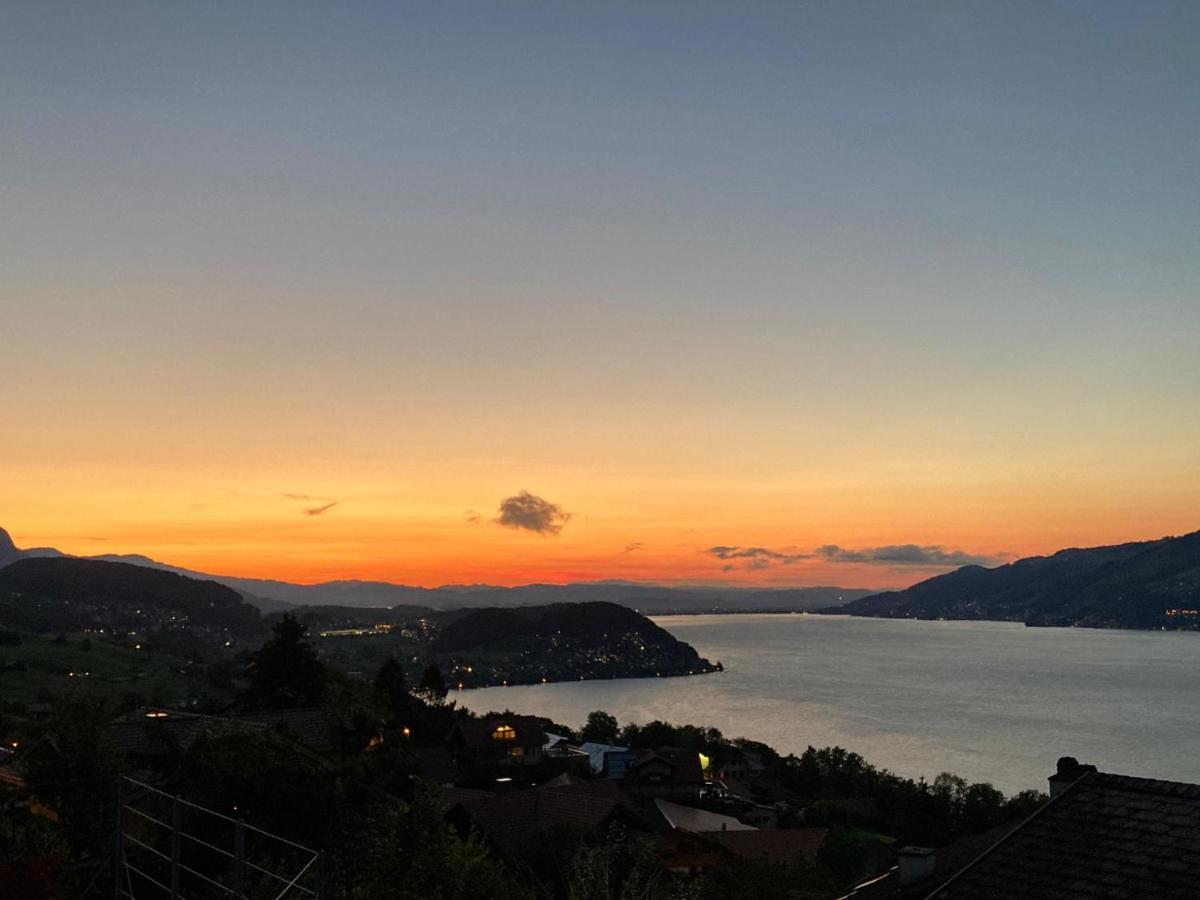Moderne Unterkunft Mit Panoramablick Auf Thunersee Krattigen Zewnętrze zdjęcie